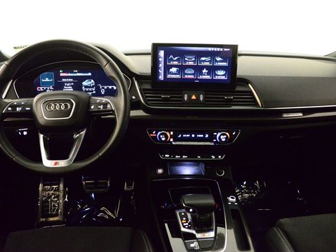 Used 2022 Audi SQ5 Premium Plus w/ Premium Plus Package image 15