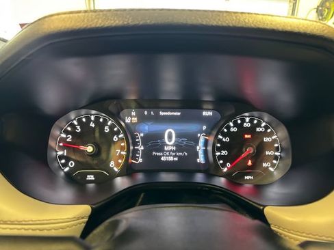 Used 2023 Jeep Compass Limited w/ Sun and Sound Group AWD/4WD image 17