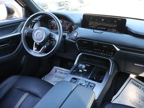 Used 2025 MAZDA CX-70 Plug-In Hybrid w/ Premium Plus AWD/4WD image 12