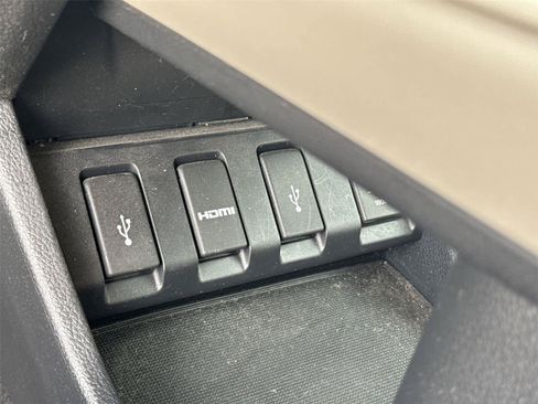 Used 2018 Honda HR-V EX image 25