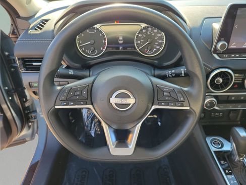 Certified 2024 Nissan Sentra SV image 22