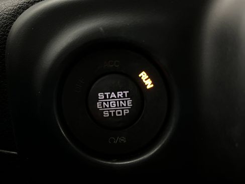 Used 2023 Jeep Wrangler Unlimited Sport AWD/4WD image 22