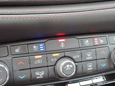 Certified 2021 Dodge Durango R/T w/ Blacktop Package image 23