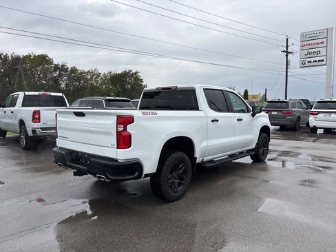 Used 2024 Chevrolet Silverado 1500 LT Trail Boss w/ Protection Package image 3