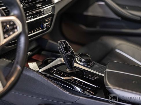 Used 2021 BMW 530e xDrive w/ Executive Package image 23