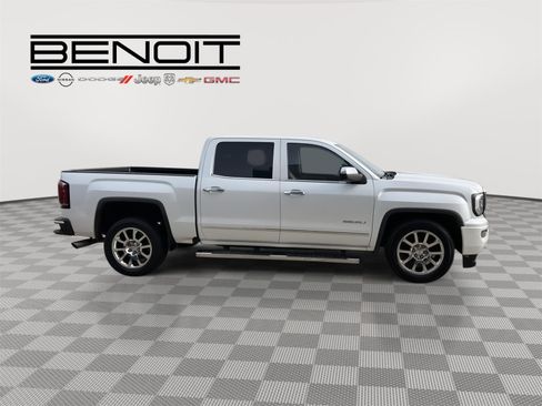 Used 2017 GMC Sierra 1500 Denali image 4