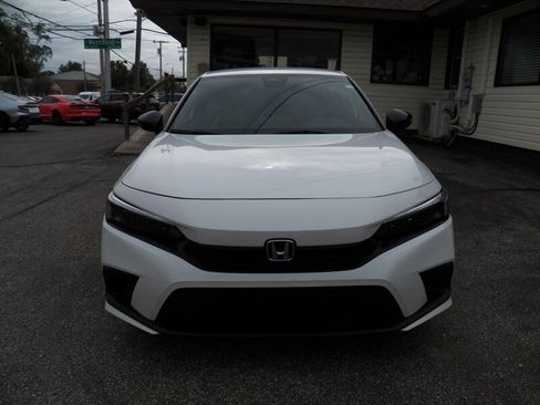 Used 2023 Honda Civic Sport image 5