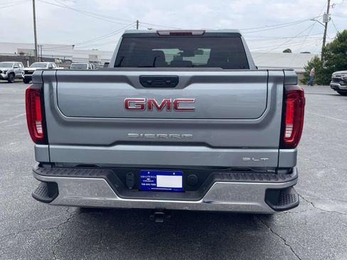 Used 2025 GMC Sierra 1500 SLT AWD/4WD image 4