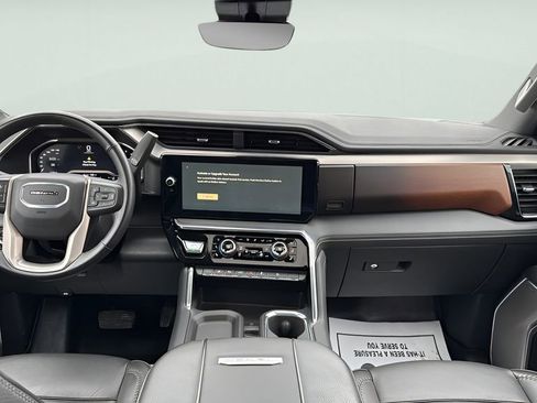 Used 2024 GMC Sierra 2500 Denali w/ Denali Reserve Package image 16