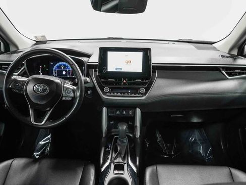 Certified 2025 Toyota Corolla Cross XLE w/ Convenience Package AWD/4WD image 12
