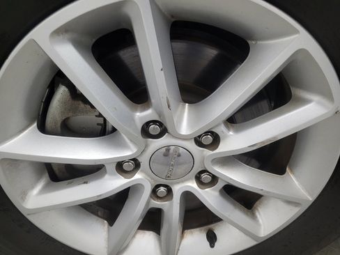 Used 2020 Dodge Grand Caravan SXT image 31