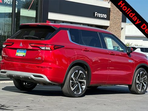 Used 2023 Mitsubishi Outlander SEL image 6