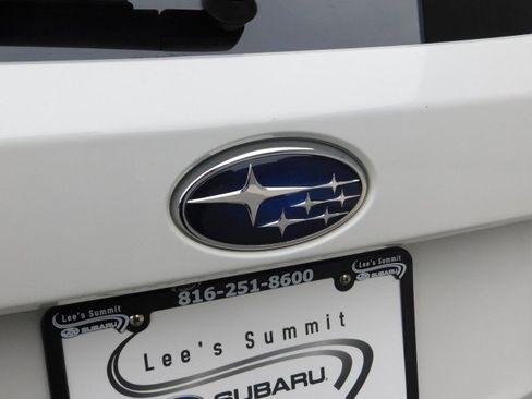 Certified 2023 Subaru Outback Limited image 4
