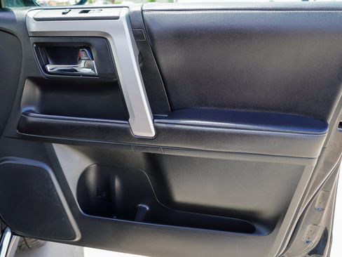 Certified 2022 Toyota 4Runner Limited AWD/4WD image 29