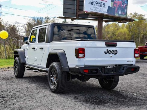 Certified 2021 Jeep Gladiator Sport w/ Trailer Tow Package AWD/4WD image 5