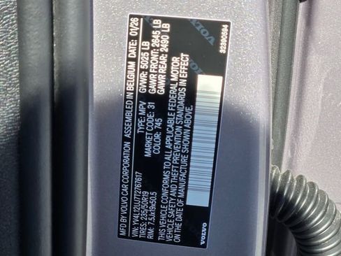 New 2026 Volvo XC40 B5 Core image 16