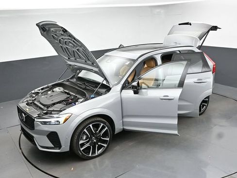 Used 2024 Volvo XC60 B5 Ultimate w/ Protection Package Premier AWD/4WD image 52
