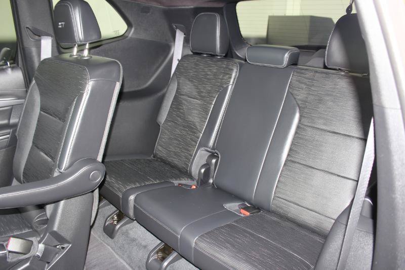 Used 2025 Buick Enclave Sport Touring w/ Super Cruise Package AWD/4WD image 15