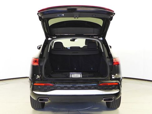 Used 2025 Audi Q5 Premium w/ Convenience Package AWD/4WD image 10