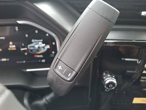 New 2026 GMC Sierra 2500 AT4 w/ AT4 Premium Plus Package AWD/4WD image 8