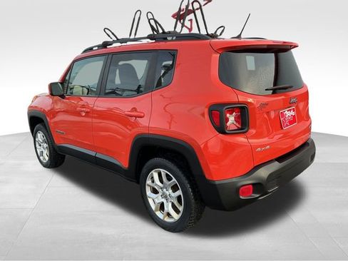 Used 2017 Jeep Renegade Latitude image 7