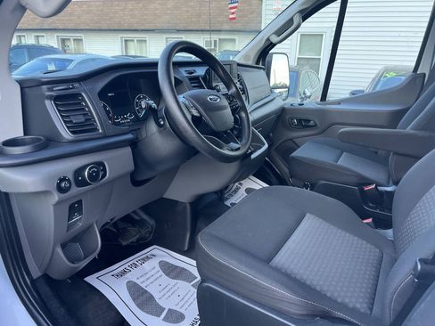 Used 2023 Ford Transit 250 Low Roof w/ Exterior Upgrade Package RWD image 17