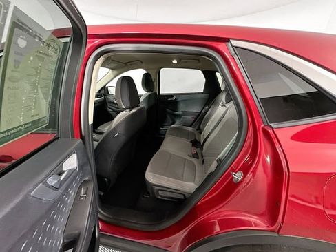 Used 2020 Ford Escape SE image 24