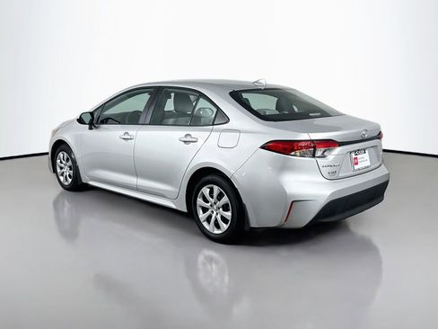 Used 2026 Toyota Corolla LE FWD image 6