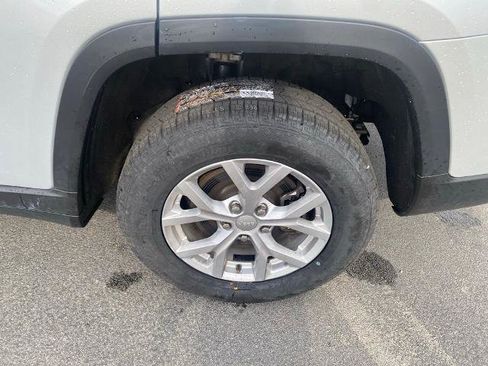 Used 2023 Jeep Grand Cherokee L Limited AWD/4WD image 33