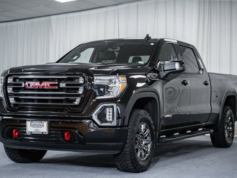 Used 2019 GMC Sierra 1500 AT4 w/ AT4 Premium Package image 3