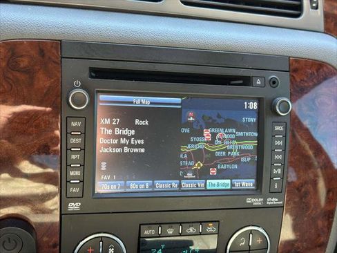 Used 2013 Chevrolet Avalanche LTZ image 34