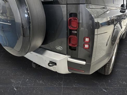 Used 2023 Land Rover Defender 130 First Edition image 35