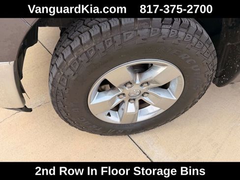 Used 2021 RAM 1500 Classic SLT image 10