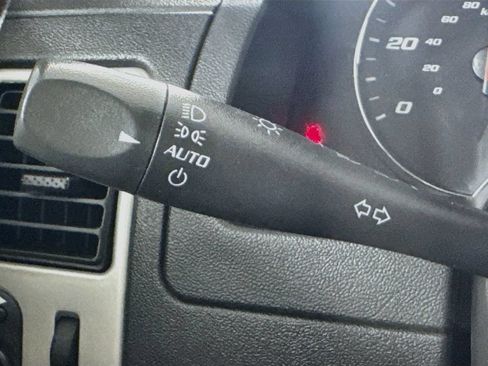 Used 2008 Chevrolet Equinox LT w/ LT Preferred Equipment Group FWD image 12
