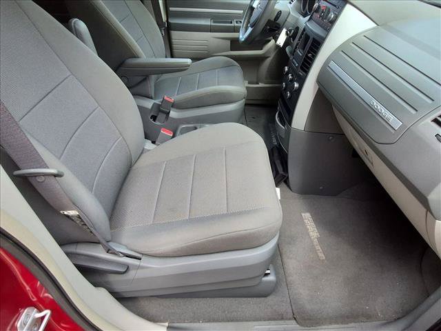 Used 2008 Dodge Grand Caravan SXT FWD image 13
