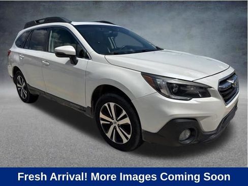 Used 2019 Subaru Outback 2.5i Limited AWD/4WD image 1