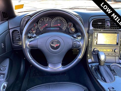 Used 2012 Chevrolet Corvette Coupe w/ Roof Package image 8