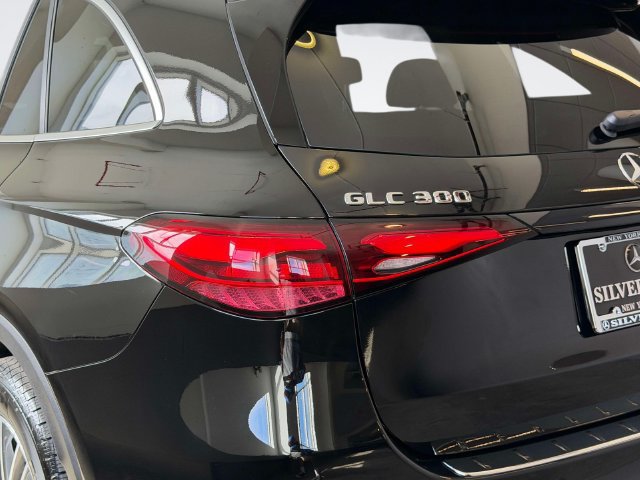Certified 2026 Mercedes-Benz GLC 300 4MATIC image 10