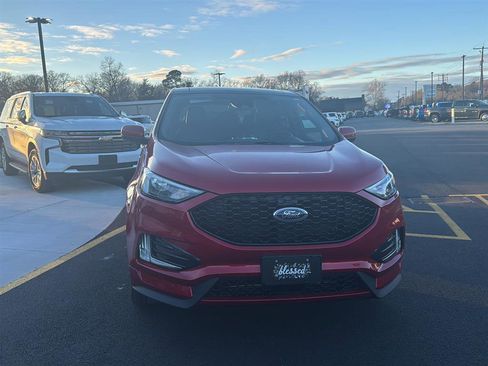 Used 2023 Ford Edge ST-Line w/ Class II Trailer Tow Package image 5