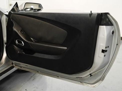 Used 2011 Chevrolet Camaro LT RWD image 32