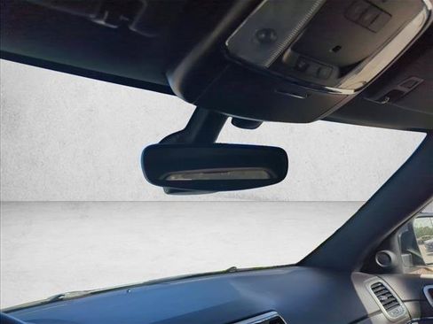 Used 2018 Jeep Grand Cherokee Limited RWD image 15