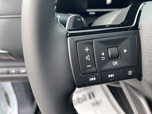 New 2026 Nissan Pathfinder SL AWD/4WD image 33