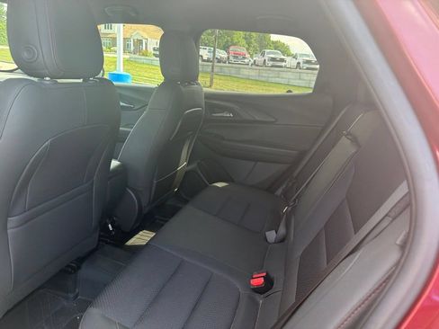 Used 2023 Chevrolet TrailBlazer RS AWD/4WD image 10