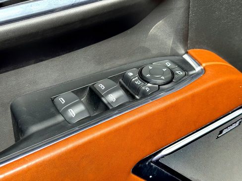 Used 2024 GMC Sierra 2500 Denali Ultimate image 17