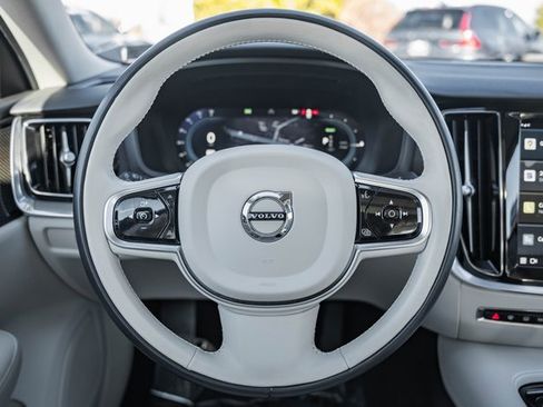 Used 2023 Volvo S60 T8 Plus image 24