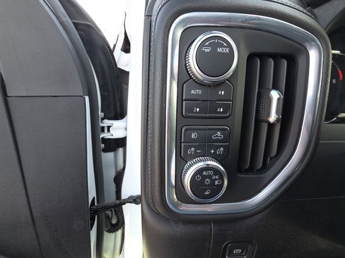 Used 2021 GMC Sierra 2500 SLT w/ SLT Premium Package image 22