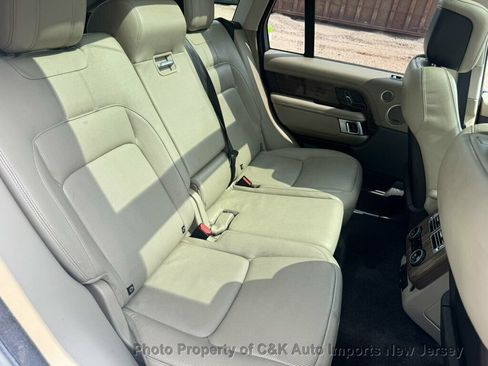 Used 2018 Land Rover Range Rover HSE AWD/4WD image 34