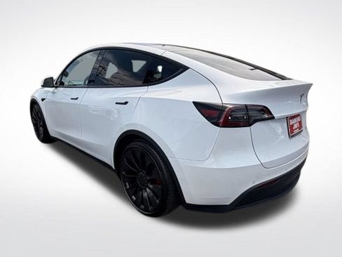 Used 2022 Tesla Model Y Performance AWD/4WD image 5
