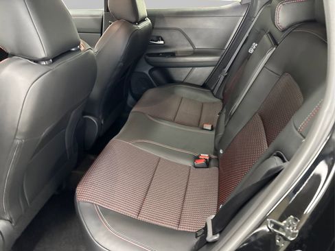 New 2026 Nissan Kicks SR image 10