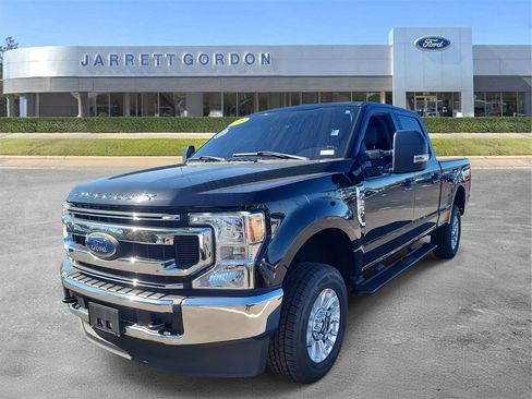 Used 2022 Ford F250 XL w/ STX Appearance Package image 2